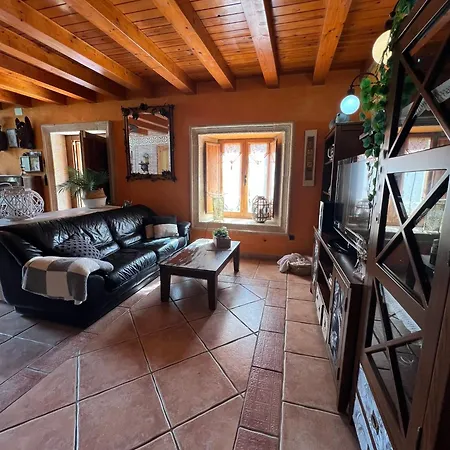 Casa Del Arco Vakantiehuis Tarilonte