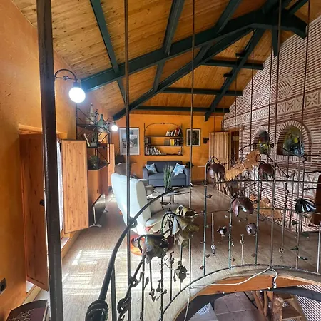 Casa Del Arco